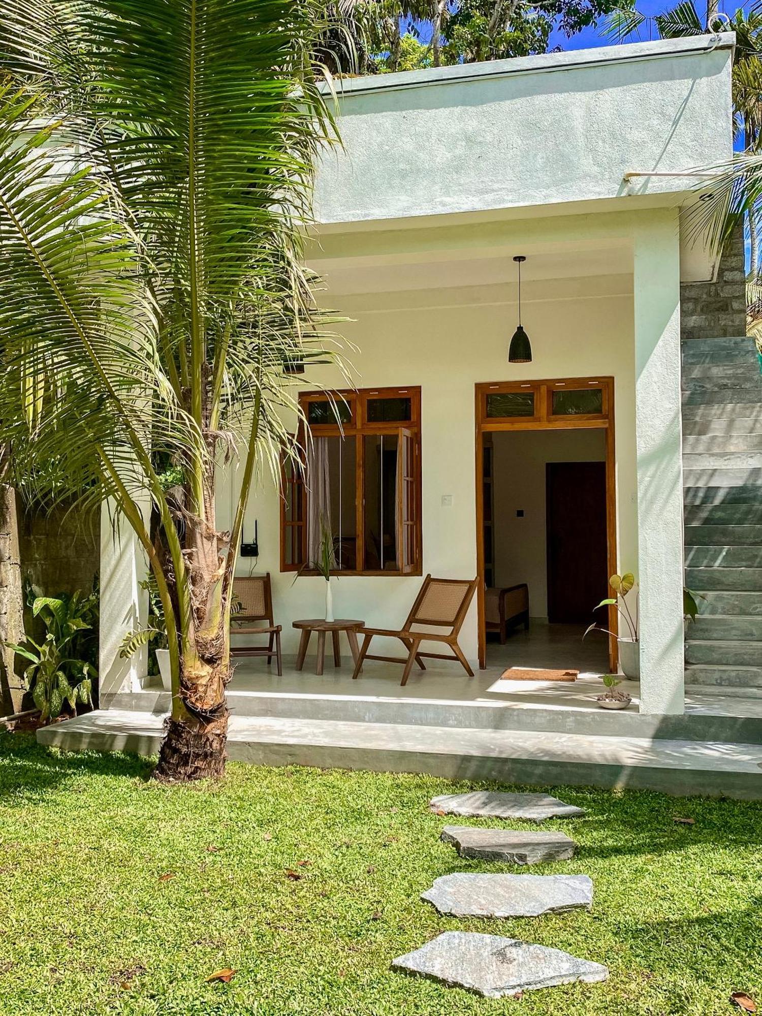 The Palm Private Cottages Midigama East Exterior foto